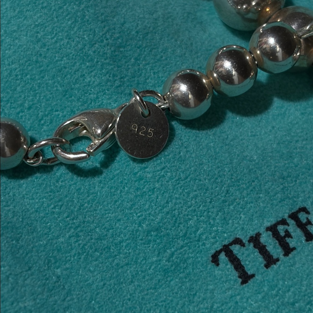 Tiffany & Co Sterling Silver HardWear Graduated Bead Necklace, Mint Condition - Picture 2 of 3